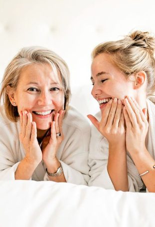 porcelain veneers to fix crooked teeth